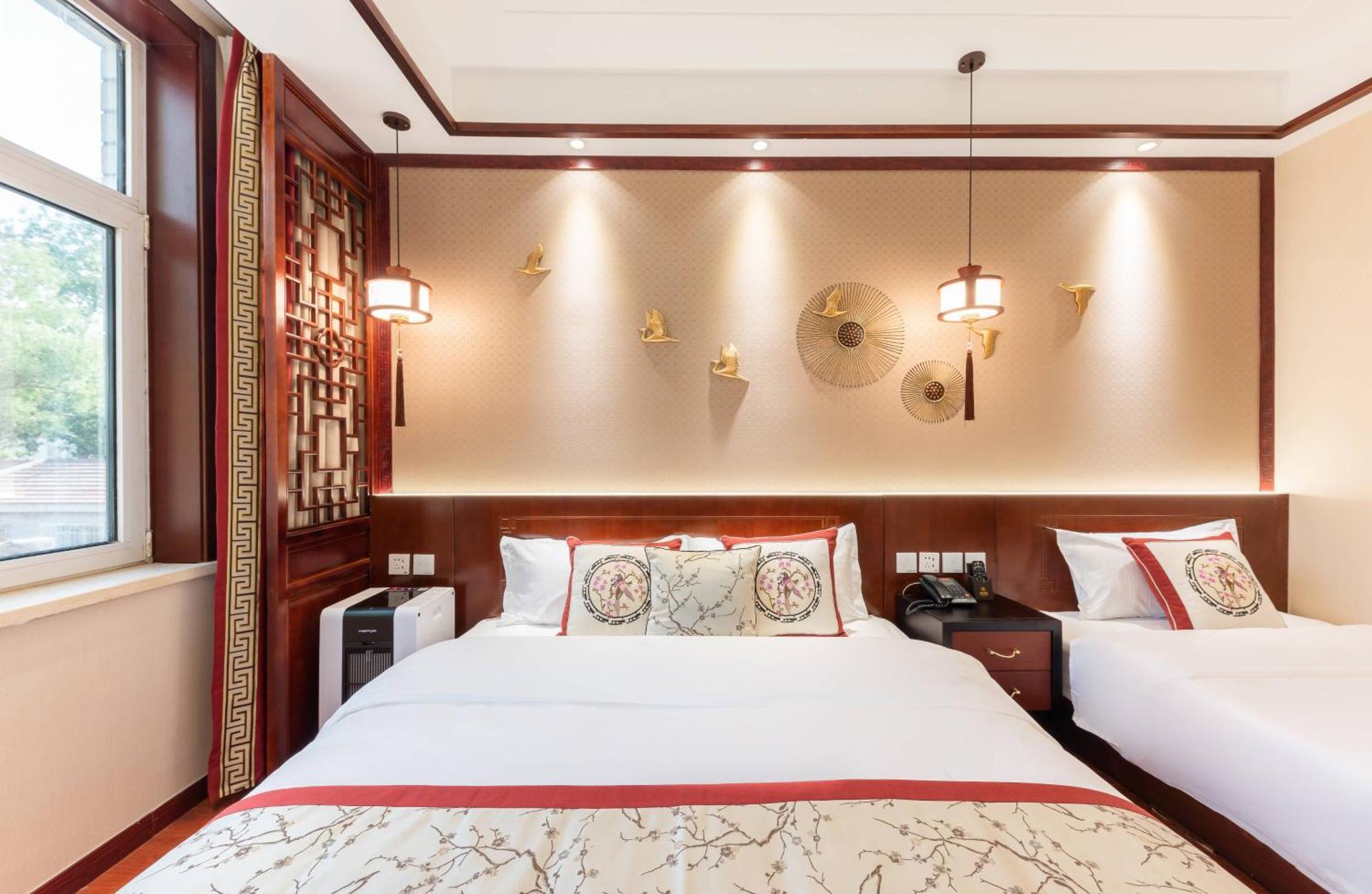 Chinese Culture Boutique Hotel-Tangfu,Traditional Chinese Theme,Heart Of Beijing,Near Forbidden City,Tiananmen Square,Hutongs,Metro Access,Free Coffee,Tea,Laundry Номер фото